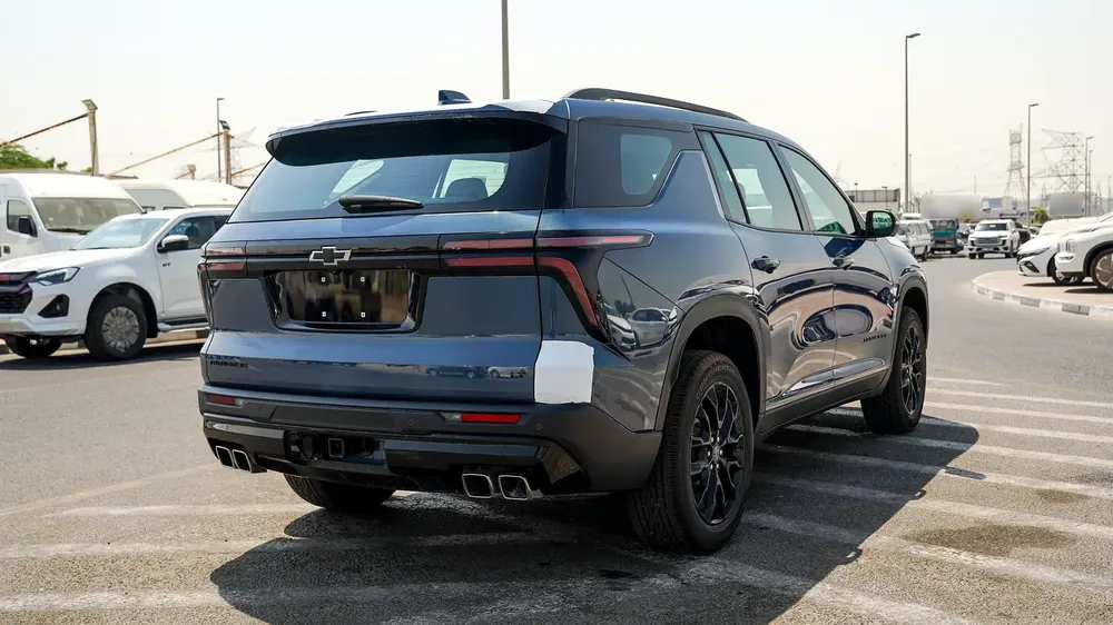 Chevrolet Traverse LT FWD 2.5L SUV - 2024 (Export) - Image 4