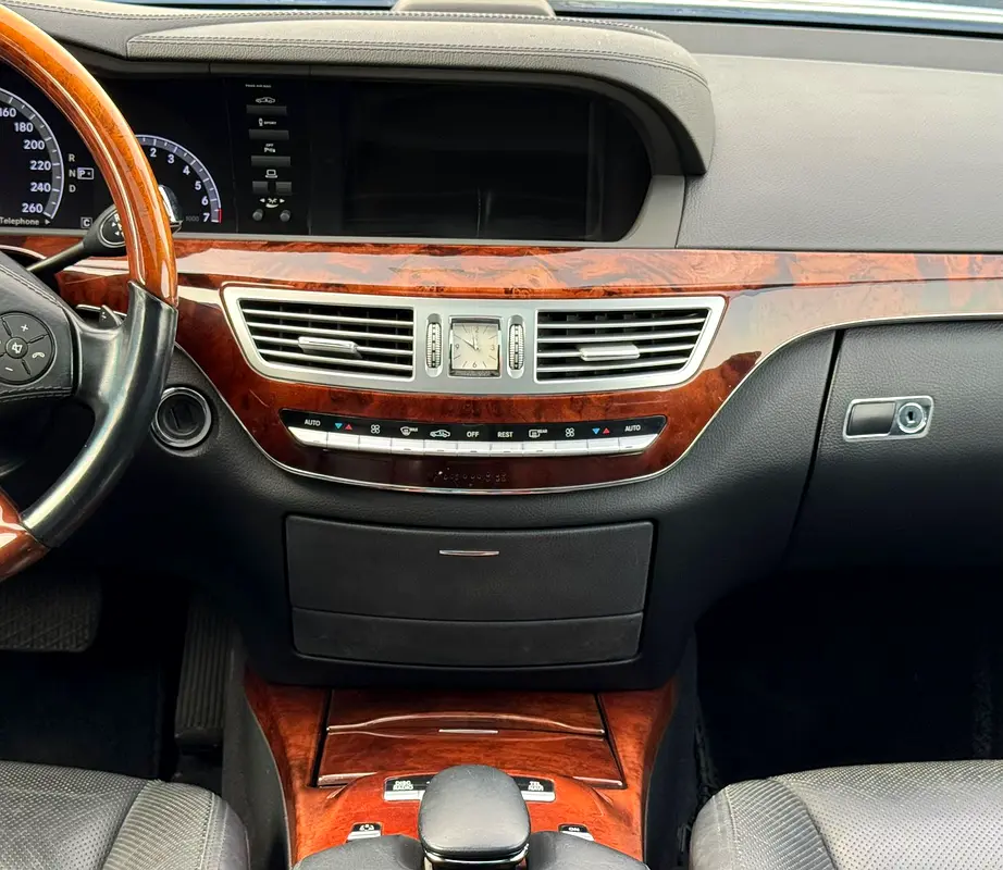 MERCEDES BENZ S550L - 2010 - CLEAN CAR FRESH JAPAN IMPORT - Image 19