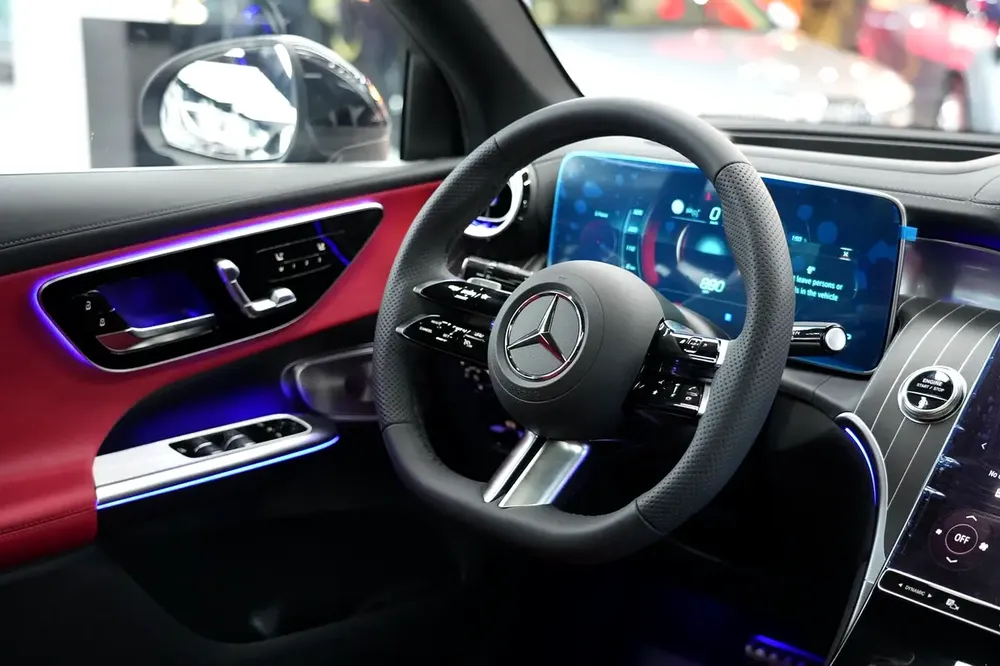 Mercedes-Benz GLC Coupe GLC 200 2026 GCC Specs - Image 11