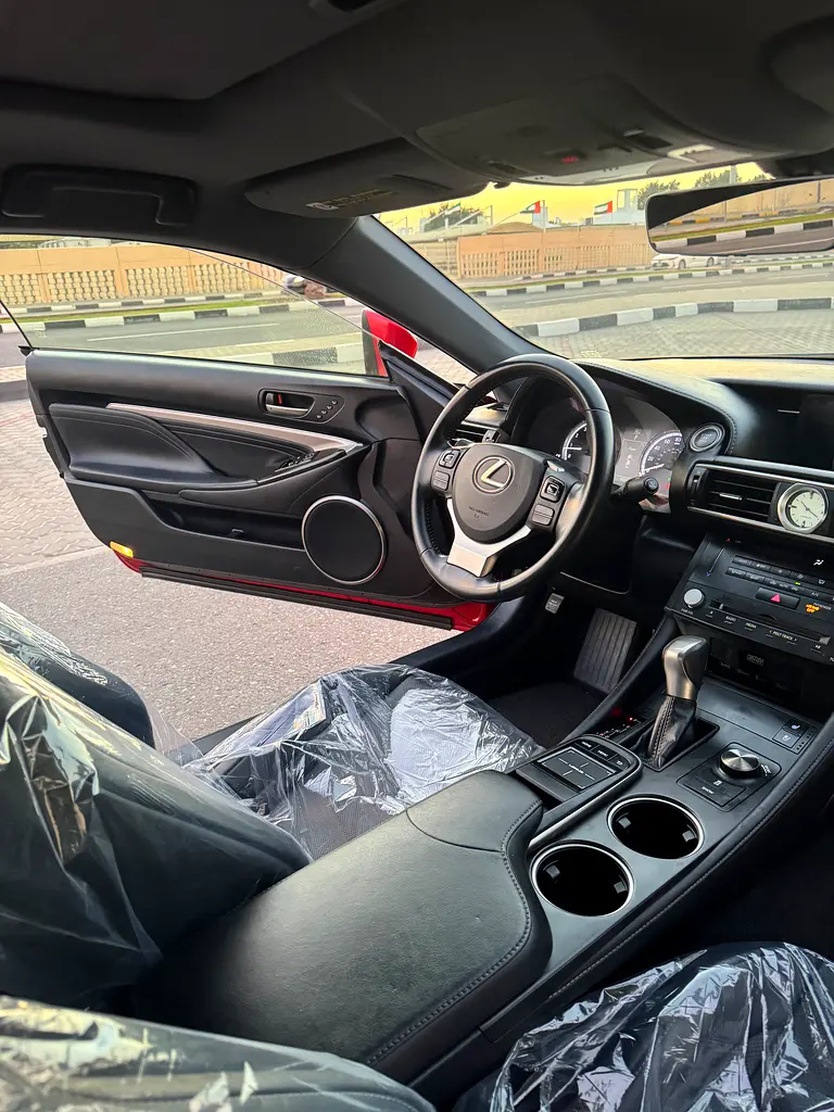 للبيع لكزس RC350 موديل 2015 وارد كندي - Image 16