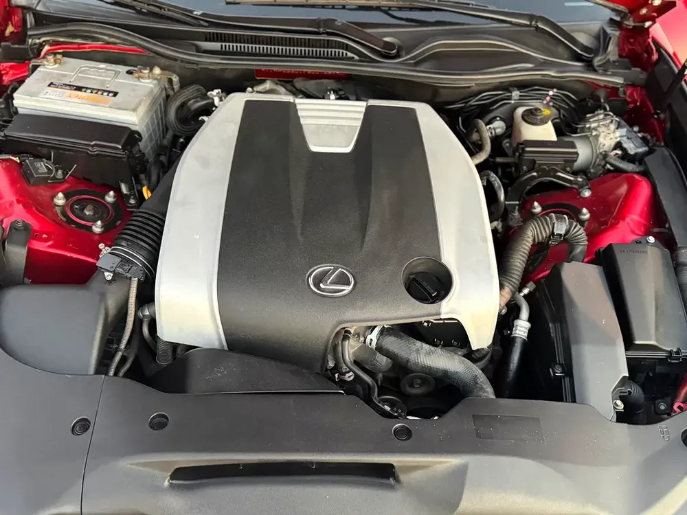 للبيع لكزس RC350 موديل 2015 وارد كندي - Image 18