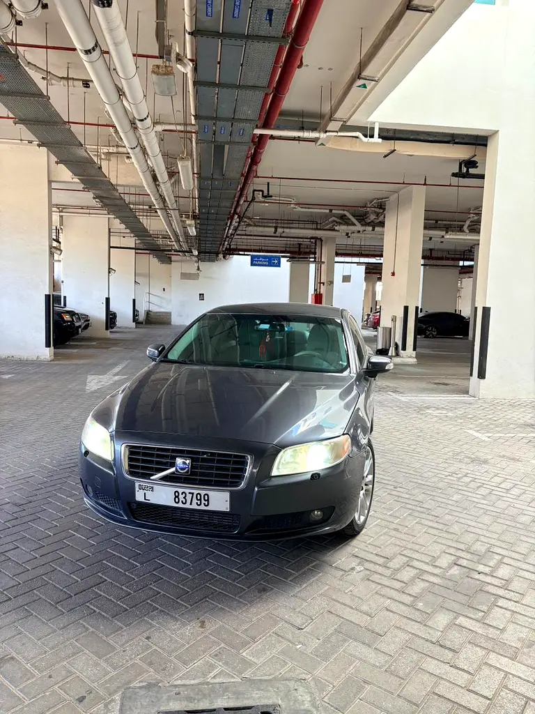 VOLVO S80 / First Owner - Image 4