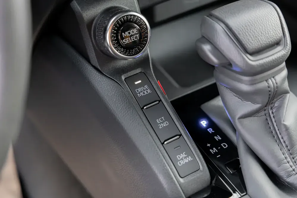 2026 Prado TXL-1 | 2.4L Turbo Petrol (Export) - Image 19