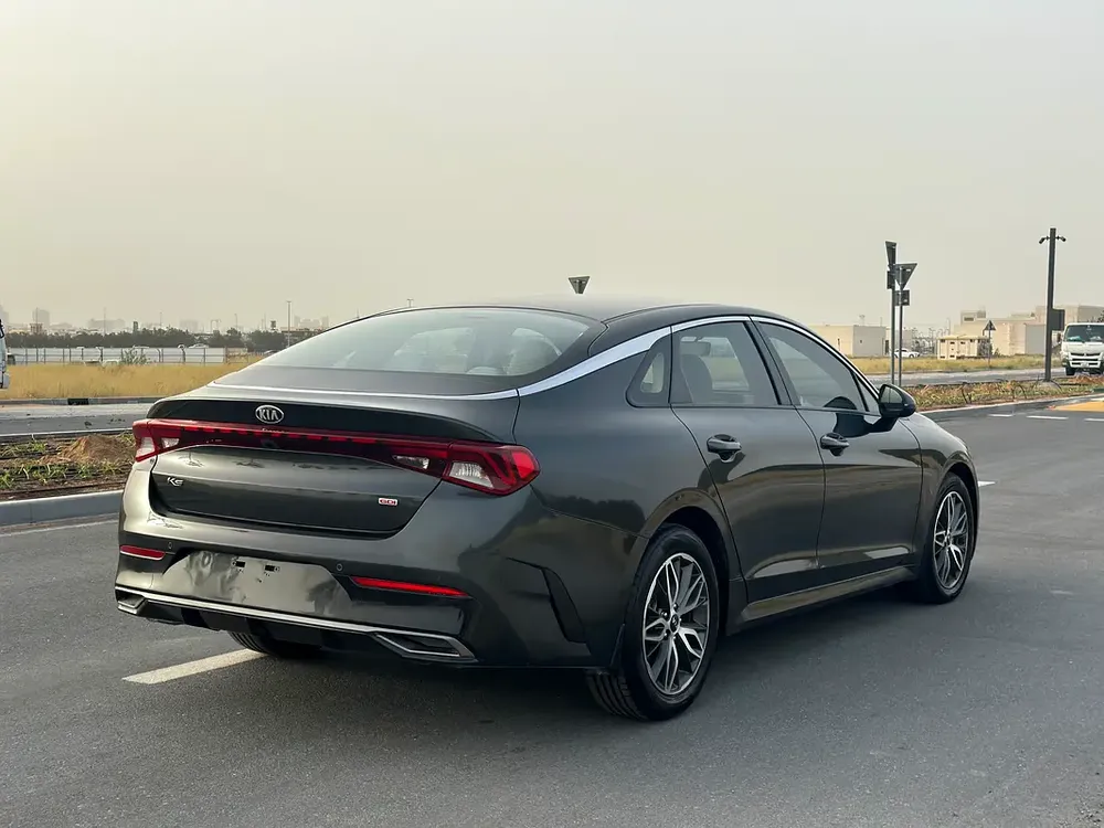 Kia K5 2021 GCC Specs - Image 12