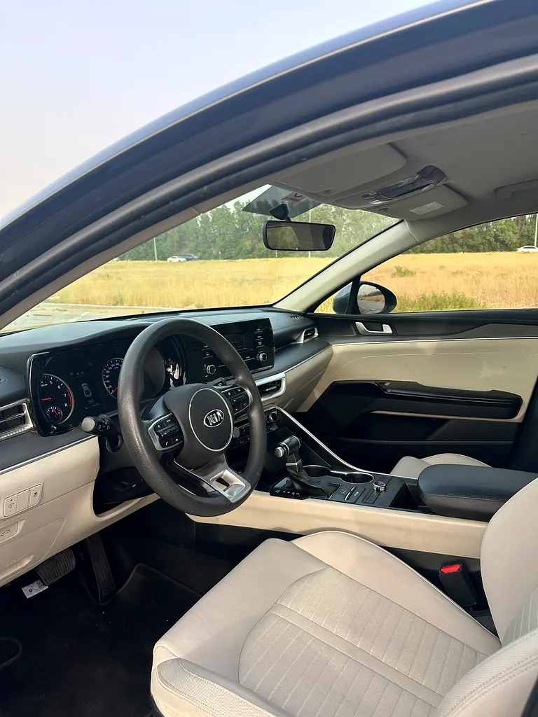 Kia K5 2021 GCC Specs - Image 19