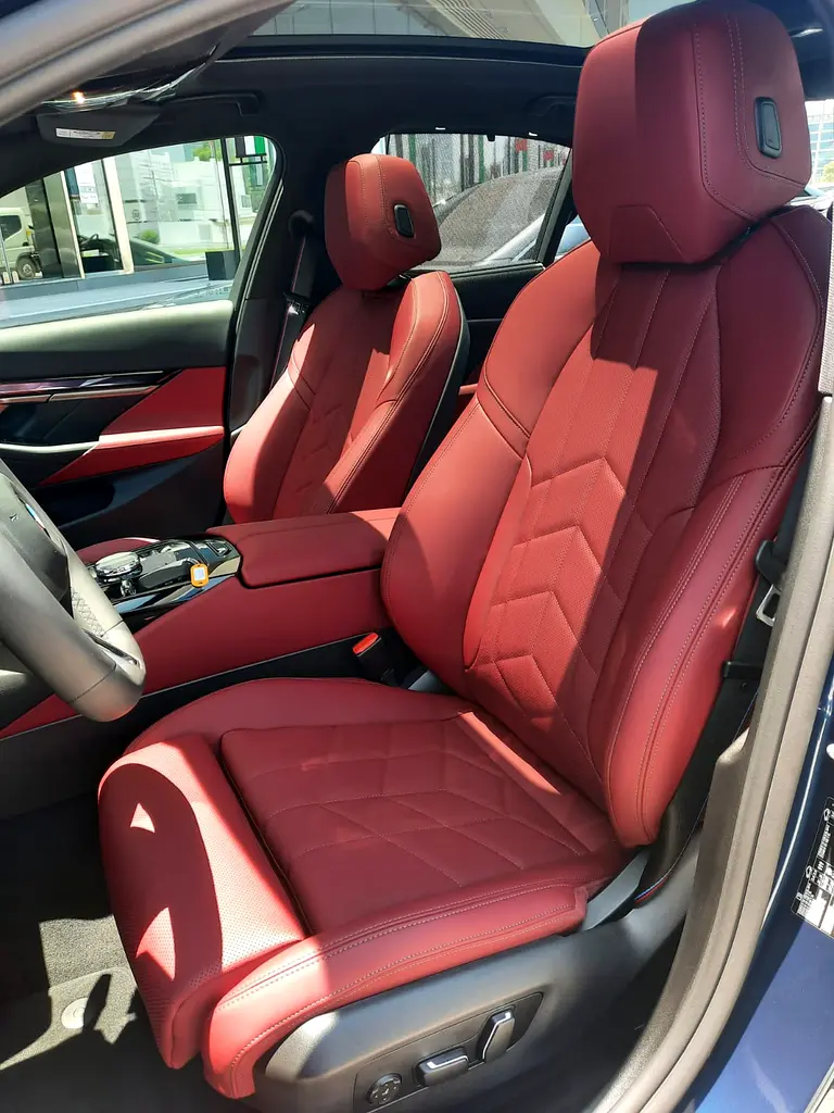 BMW 520i M sport pro kit , 5 years service and warranty - Image 10