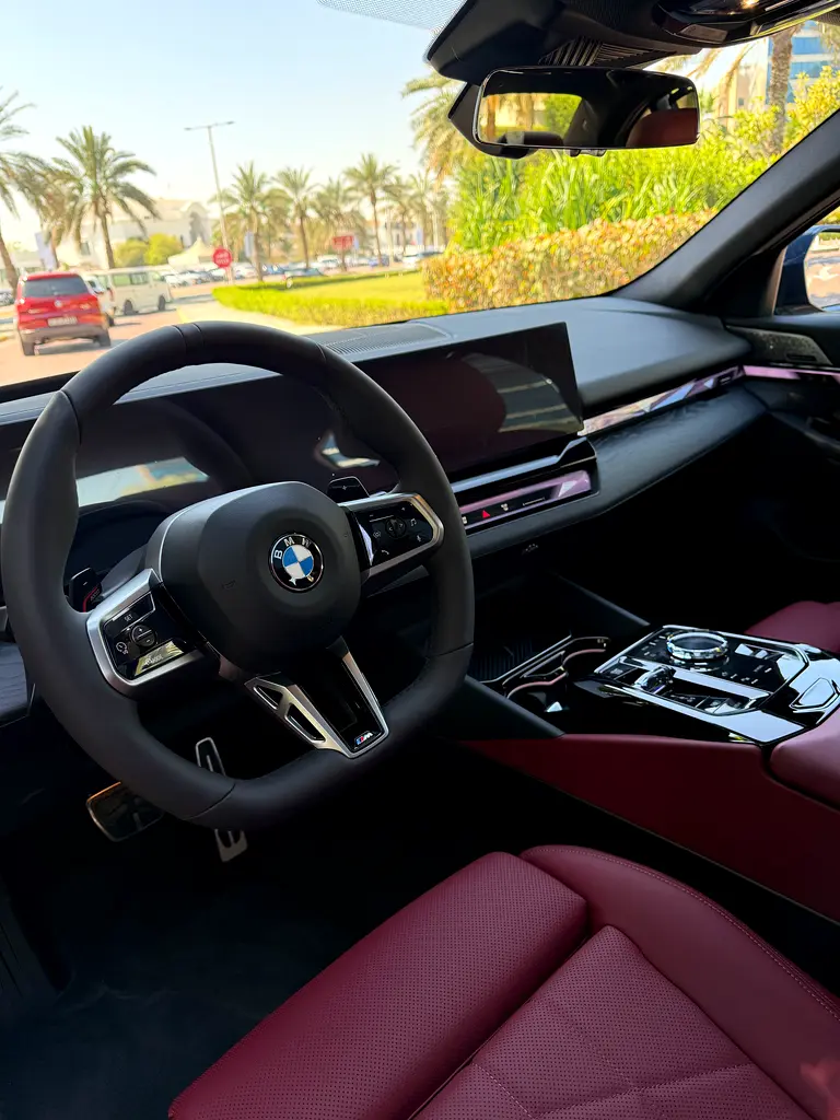 BMW 520i M sport pro kit , 5 years service and warranty - Image 7