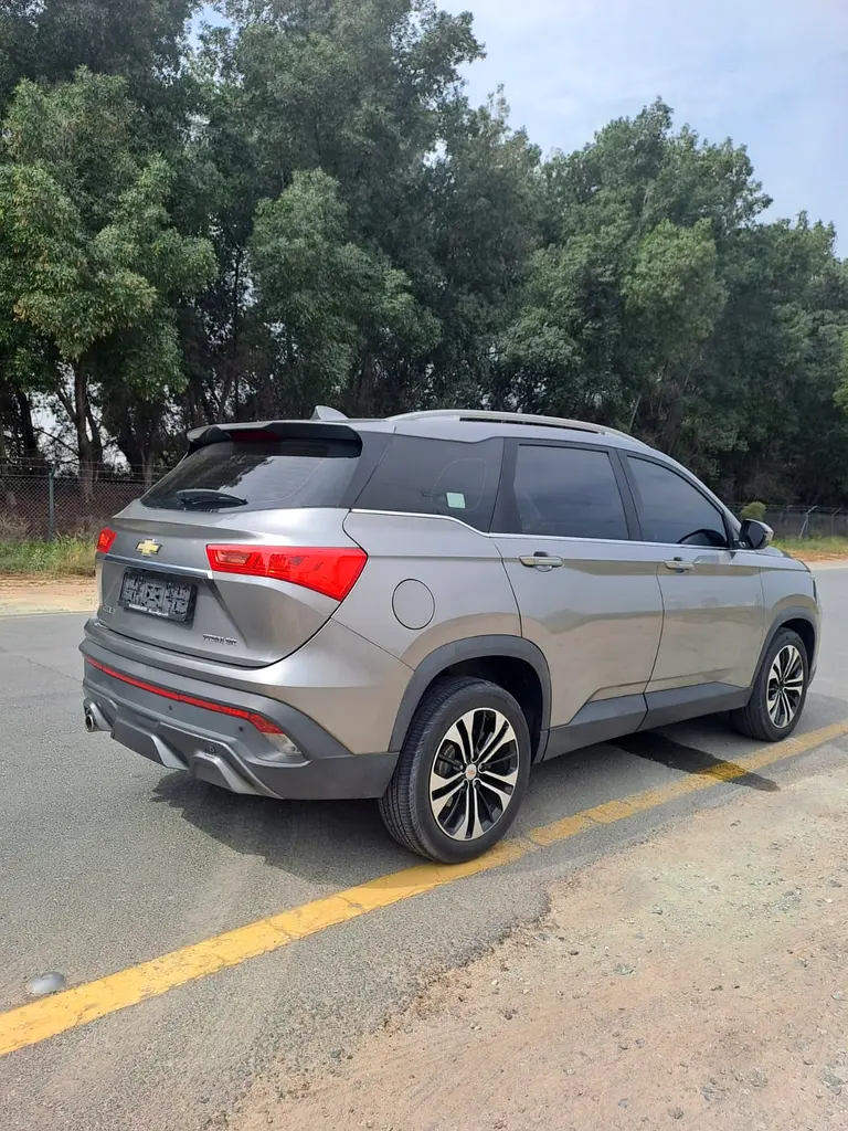 2023 Chevrolet Captiva Premium - GCC Specs Fsh Full Option Sunroof No Accident Very Clean Car - Image 4