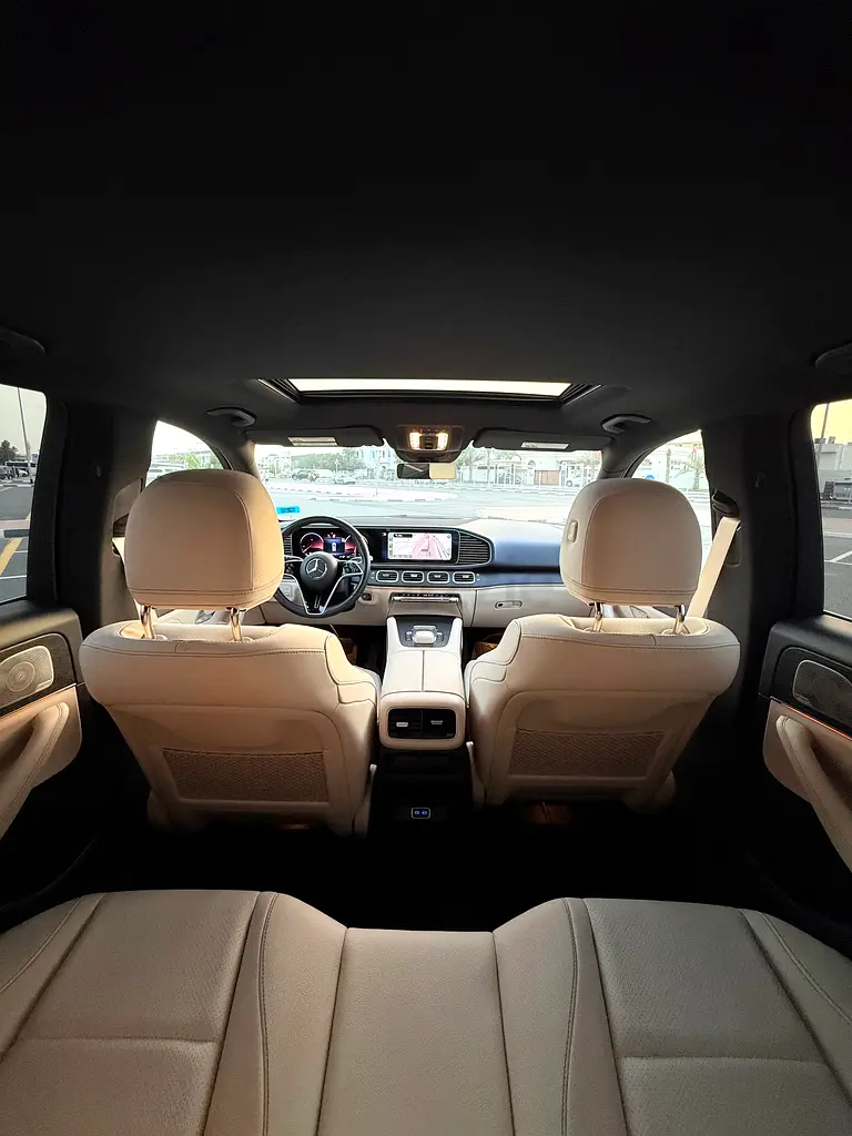 Mercedes-Benz GLE 2025 | 6,000 km | Full Option | Burmester | Ready to Drive - Image 19