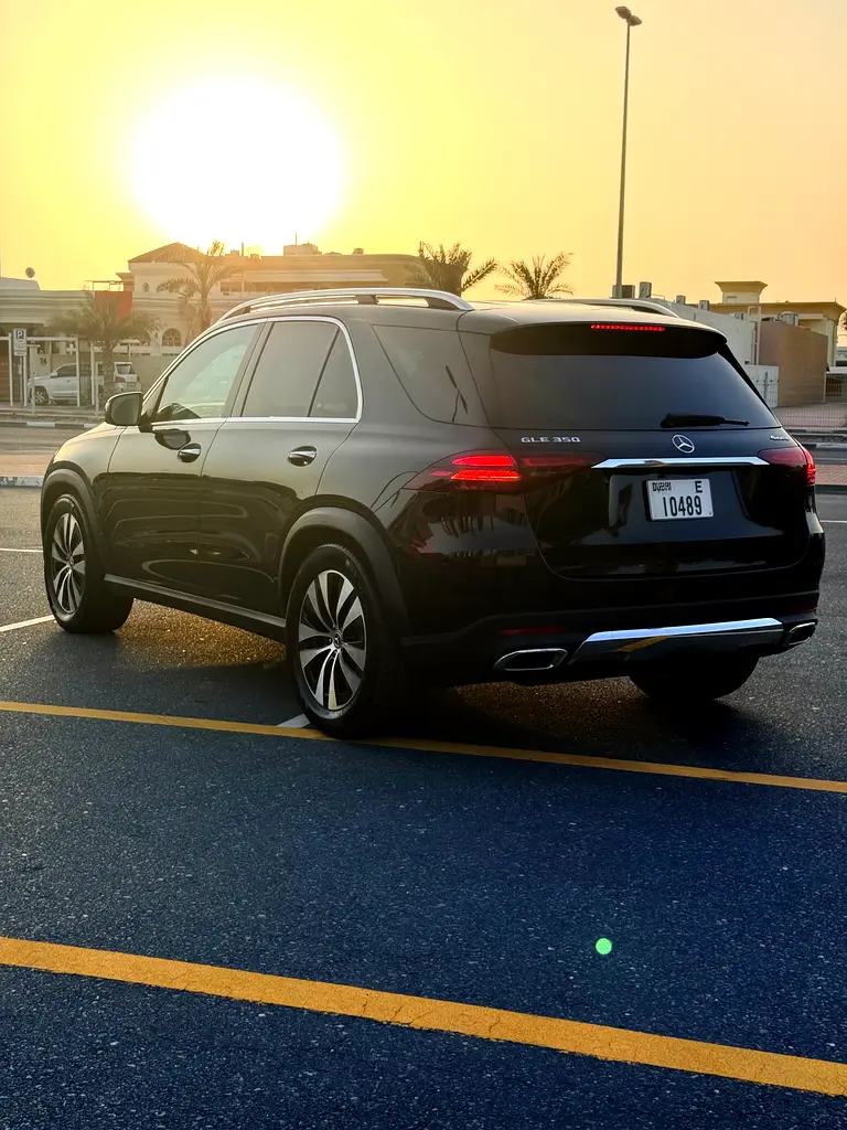 Mercedes-Benz GLE 2025 | 6,000 km | Full Option | Burmester | Ready to Drive - Image 5