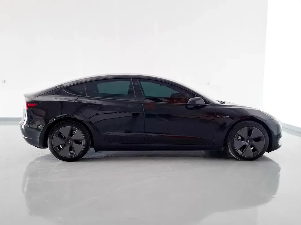 AED 1900/month | 2023 Tesla Model 3  | GCC Specs | Ref#437181 - Image 4