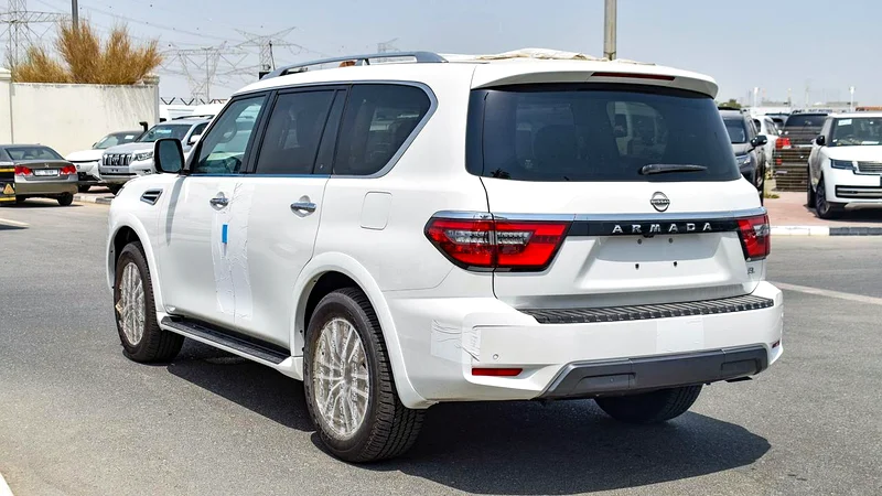 Nissan Armada - Image 4