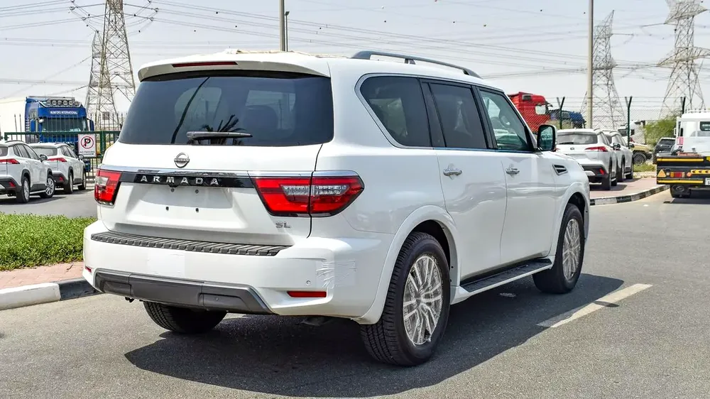 Nissan Armada - Image 5