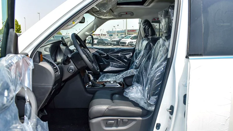 Nissan Armada - Image 9
