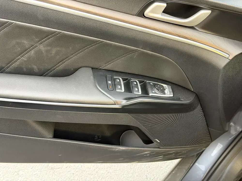 KIA K5 1.5T LUXURY 2025 - Image 7