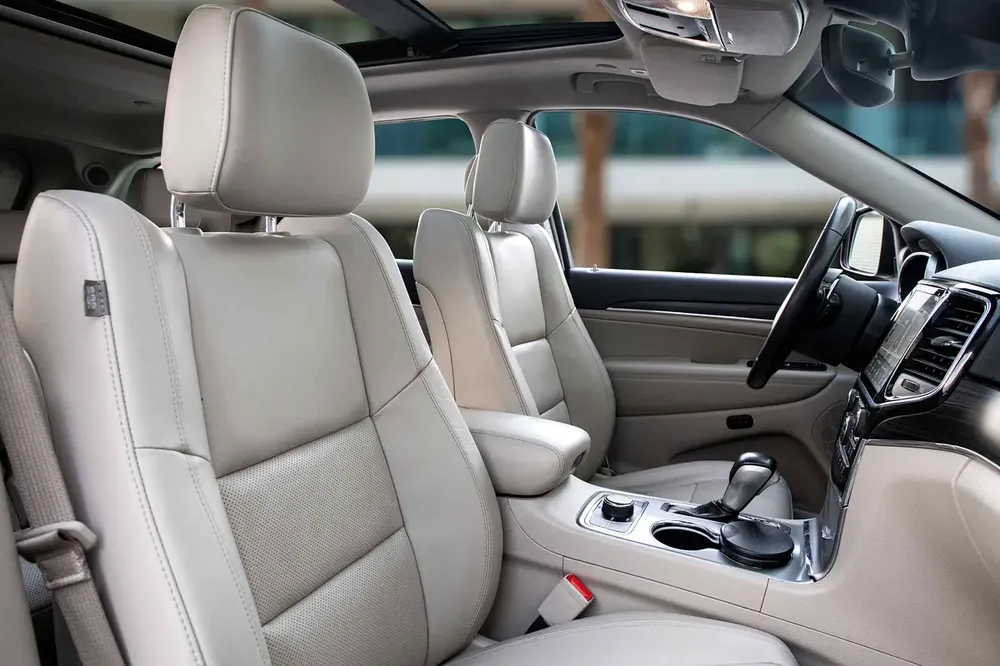 1,959 P.M |  Grand Cherokee Limited | 0% Downpayment | Jeep History | Warranty! - Image 11