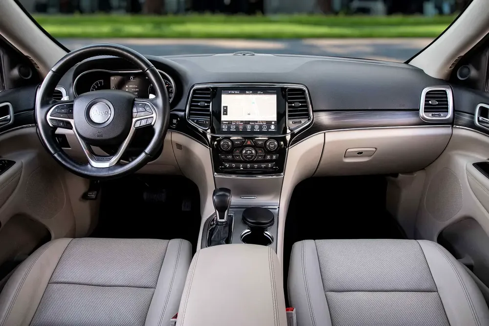 1,959 P.M |  Grand Cherokee Limited | 0% Downpayment | Jeep History | Warranty! - Image 8