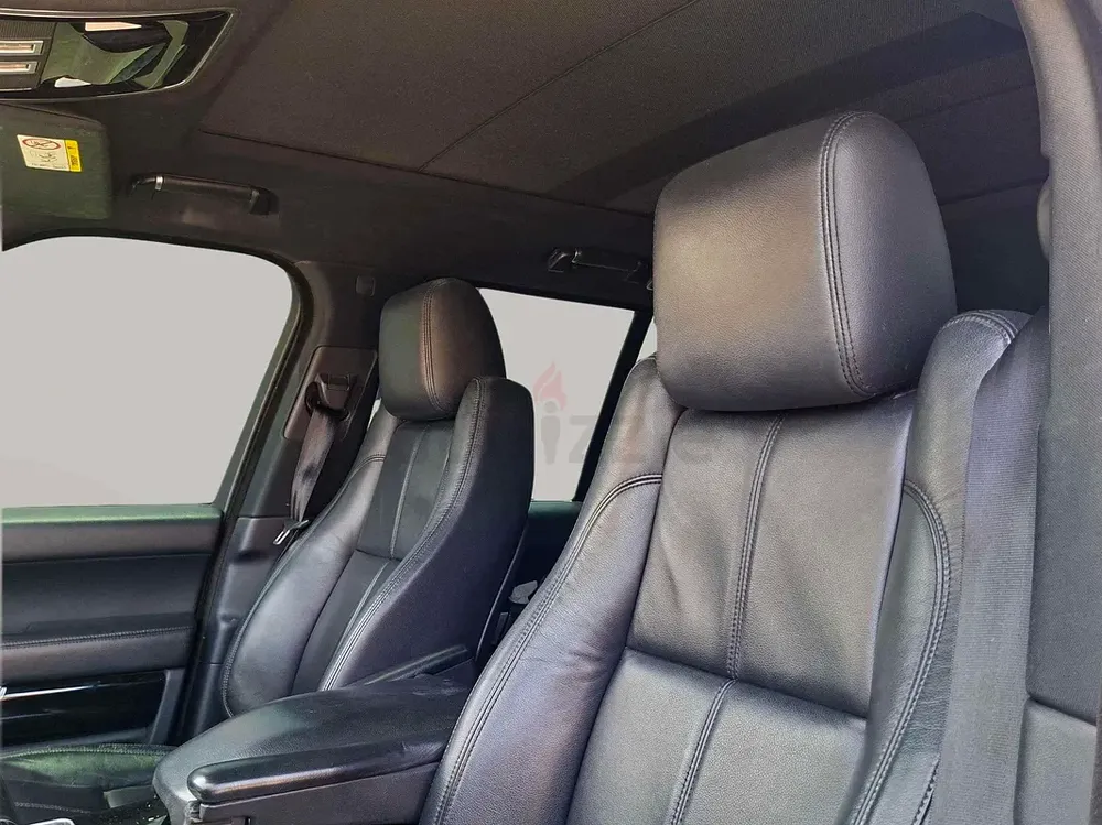 AED 1584/month | 2016 Land Rover Range Rover Vogue SE | GCC Specs | Ref#471028 - Image 11