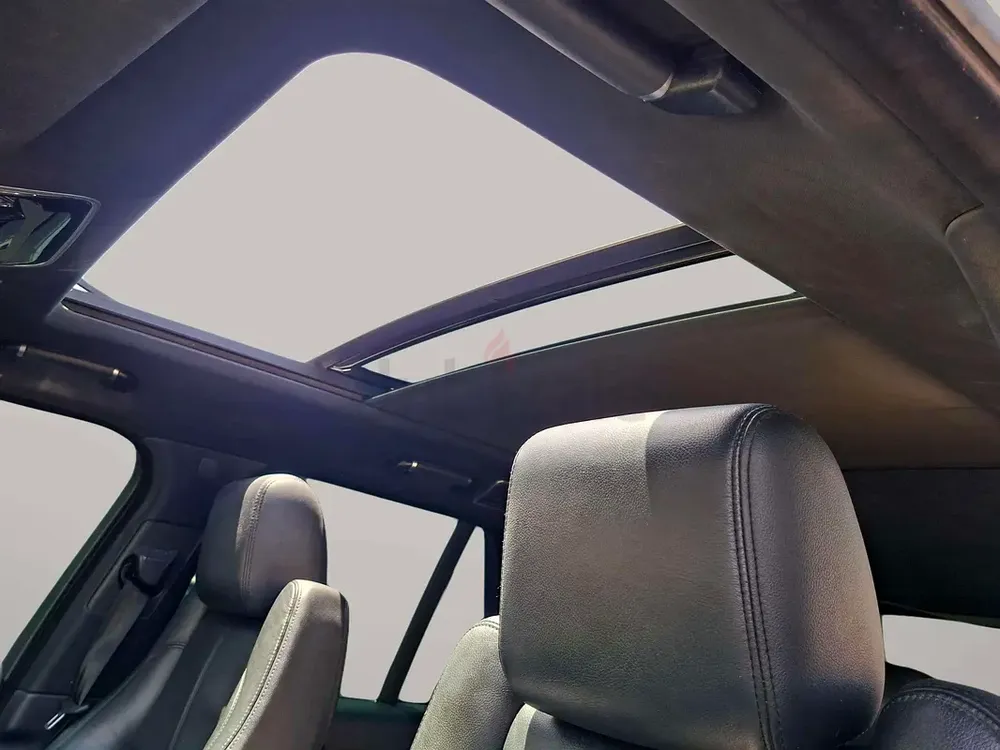 AED 1584/month | 2016 Land Rover Range Rover Vogue SE | GCC Specs | Ref#471028 - Image 13