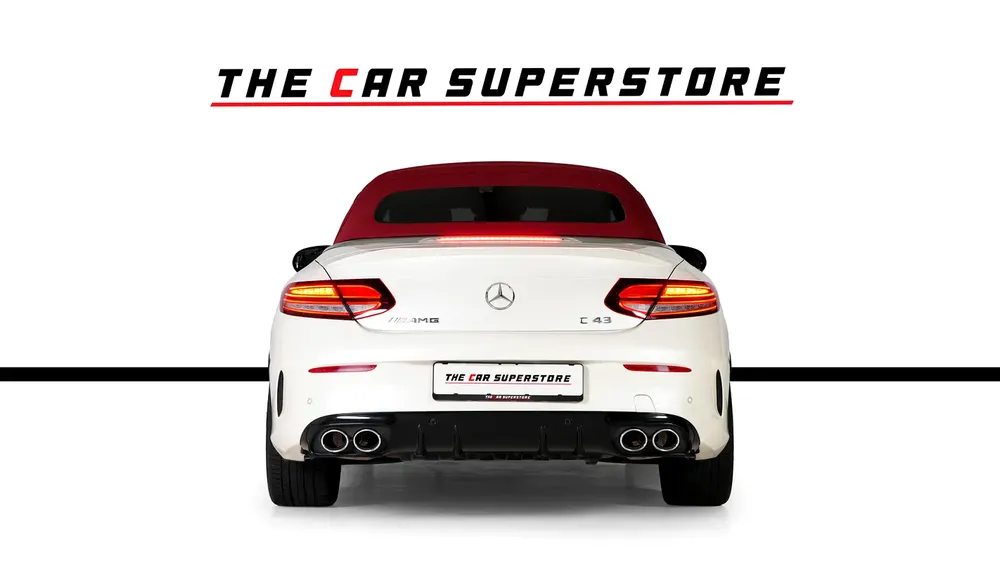 Mercedes Benz C43-AMG-GCC-full service history with Mercedes -well maintained-high specifications - Image 7