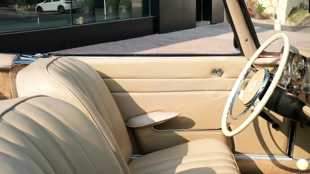 1967 Mercedes-Benz 280SL - Image 9