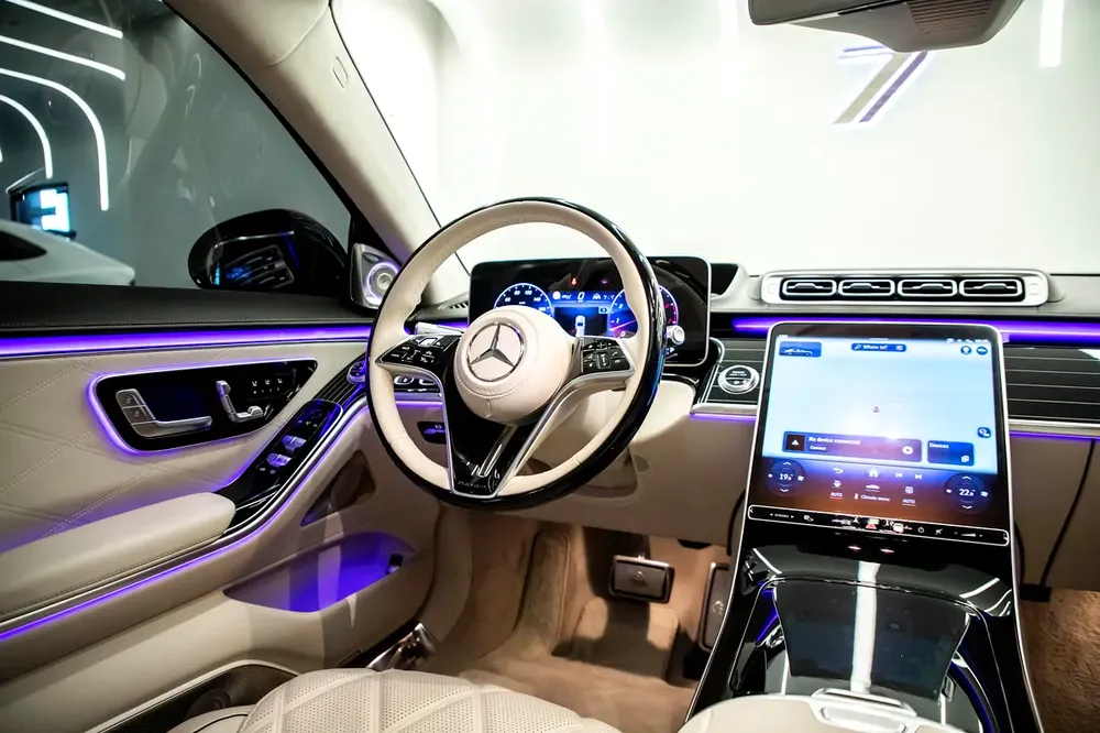 2022 MERCEDES BENZ MAYBACH S680 FULL OPTION IN EXCELLENT CONDITION - Image 8