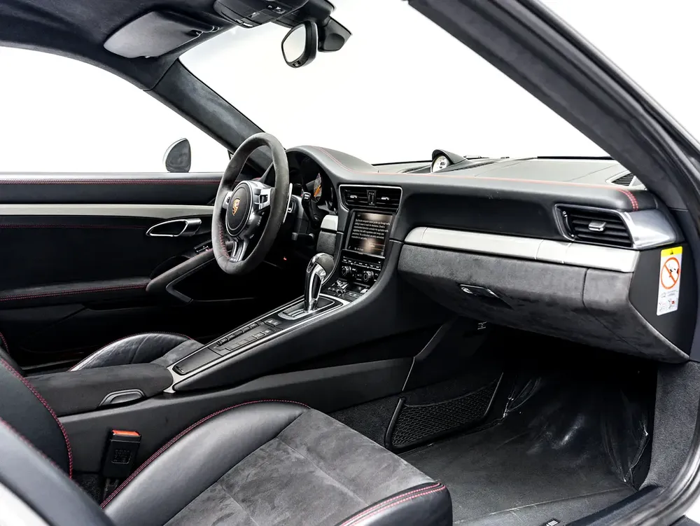 The BEST Ramadan Offer In The UAE - Limited Time Only! Porsche Warranty, Recent Major Service - Image 17
