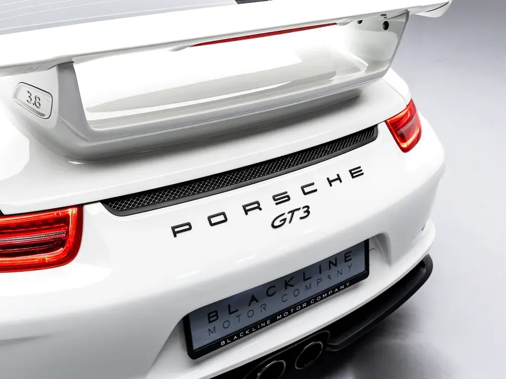 The BEST Ramadan Offer In The UAE - Limited Time Only! Porsche Warranty, Recent Major Service - Image 8