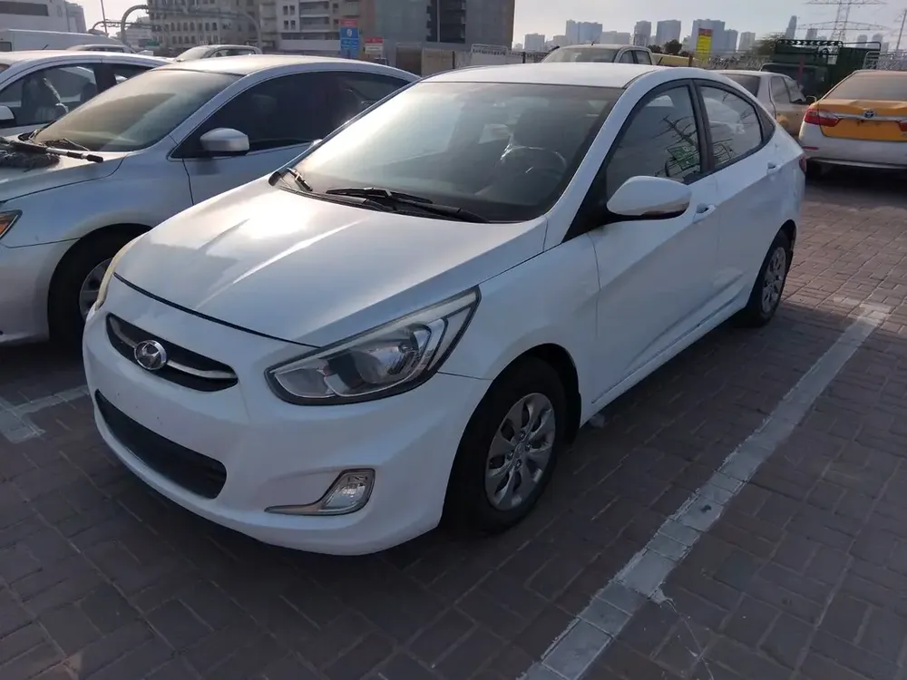 2017 Hyundai Accent - GCC Specs - Well Maintained - Image 10