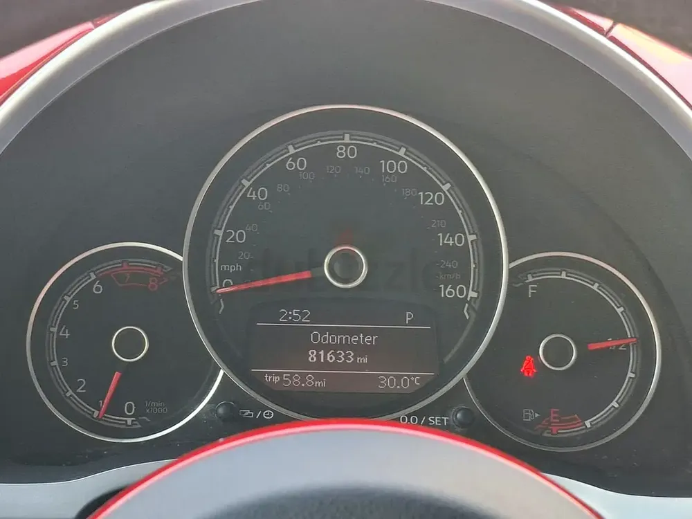 2019  Volkswagen beetle 2.0T in perfect condition - Image 15