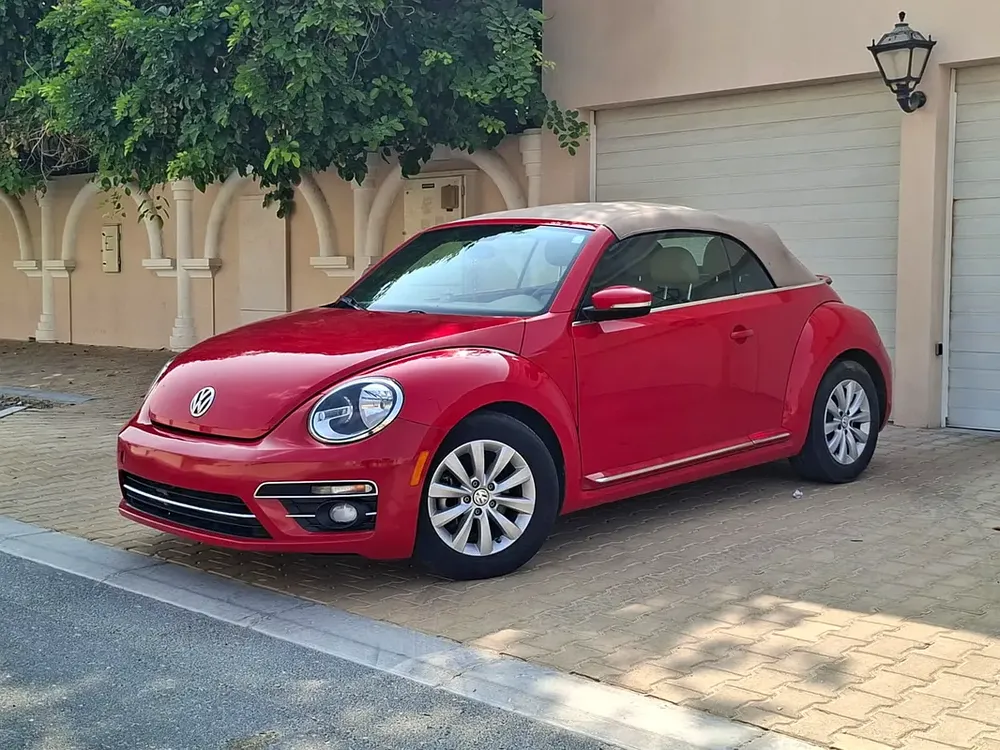 2019  Volkswagen beetle 2.0T in perfect condition - Image 16