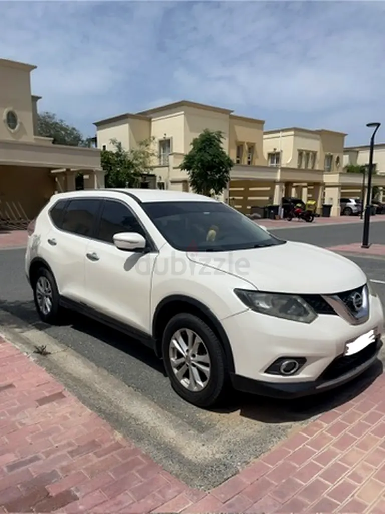 FOR SALE — Nissan X-Trail 2016 | AED 38,000 | The Greens, Dubai - Image 6