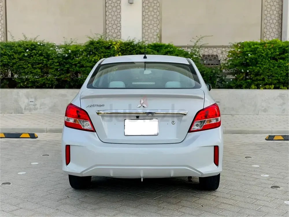 Mitsubishi Attrage GLX Top Line 2022 | GCC Specs | Low Mileage - Image 4