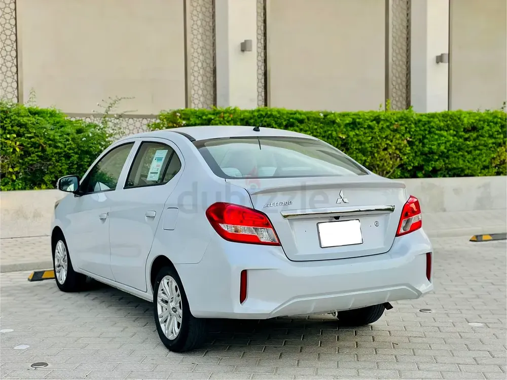Mitsubishi Attrage GLX Top Line 2022 | GCC Specs | Low Mileage - Image 6
