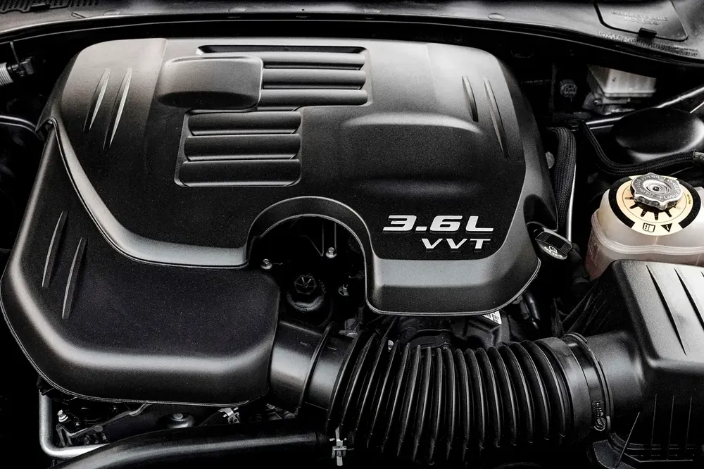2,350 P.M |  Charger GT | 0% Downpayment | FSH Dodge! - Image 14