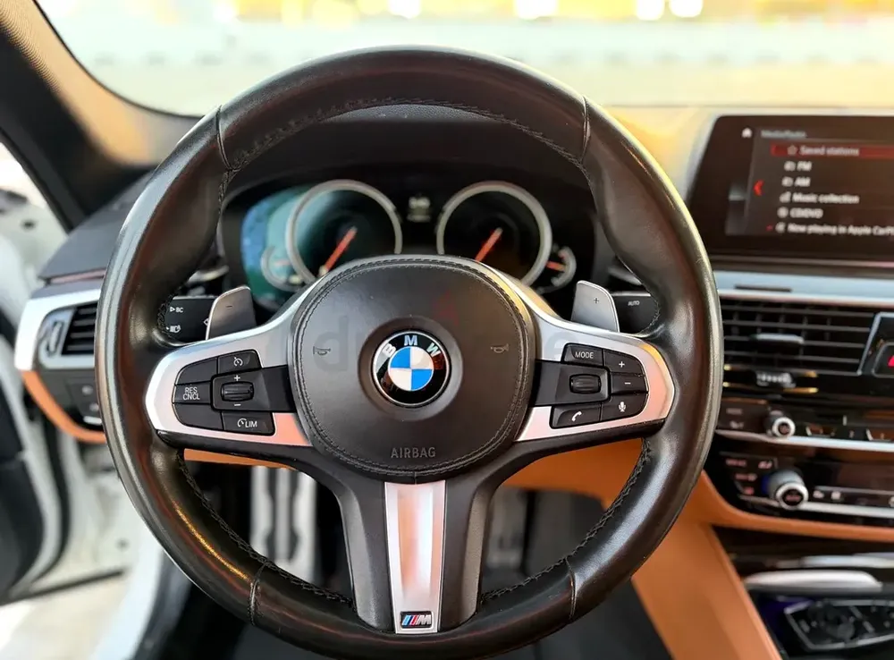 2018 BMW 5-Series 530i M Sport | GCC Specs | Pristine Condition - Image 11