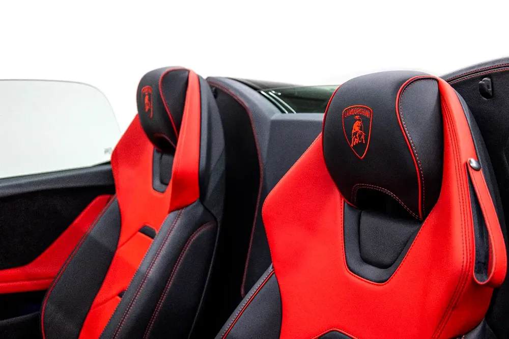 2022 Lamborghini Huracan EVO Spyder - European Specs - Image 16