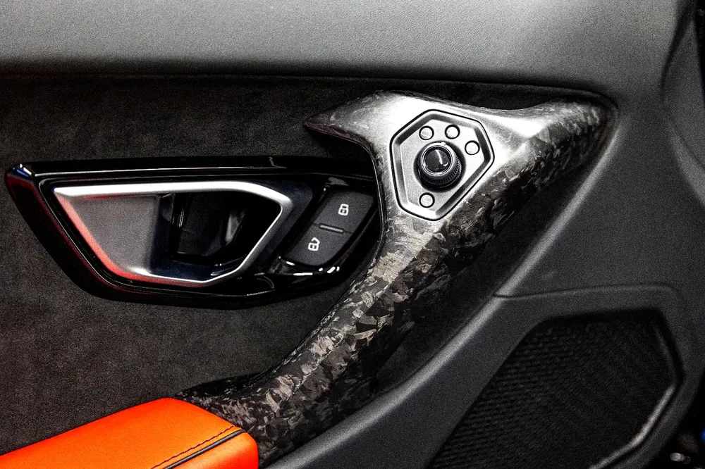 2022 Lamborghini Huracan EVO Spyder - European Specs - Image 18