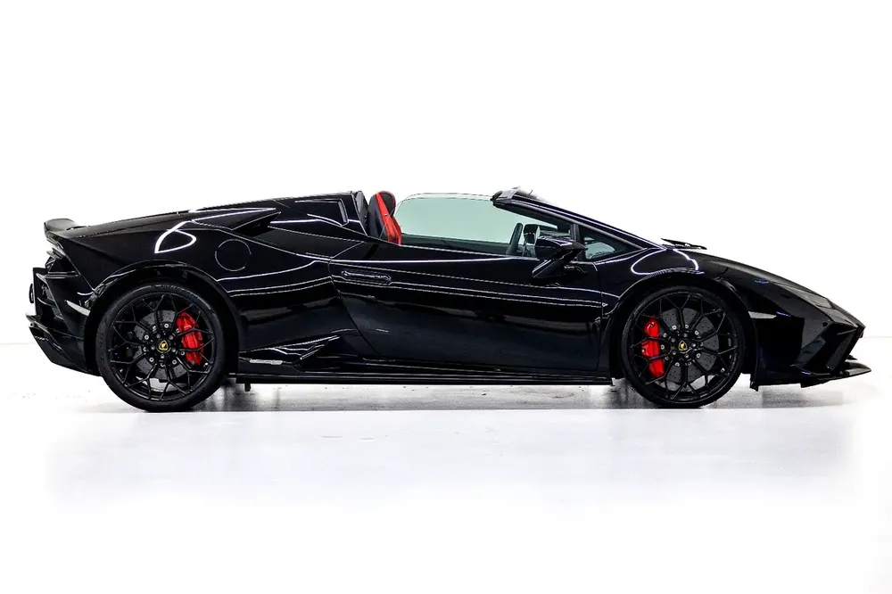 2022 Lamborghini Huracan EVO Spyder - European Specs - Image 5