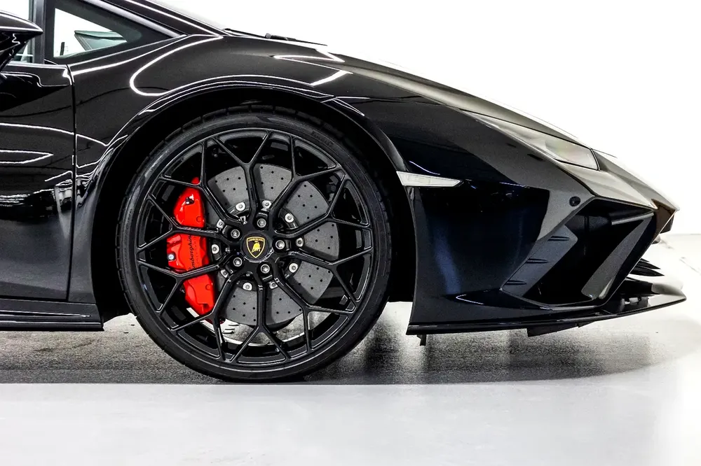 2022 Lamborghini Huracan EVO Spyder - European Specs - Image 7