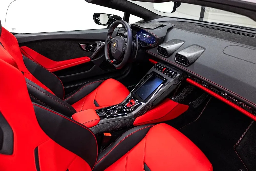 2022 Lamborghini Huracan EVO Spyder - European Specs - Image 8