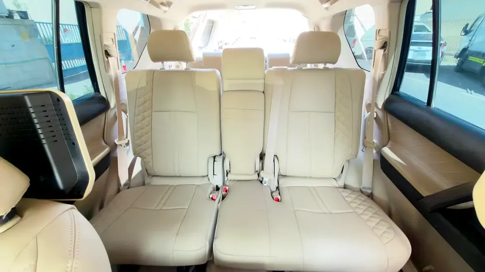 Toyota Prado 2011 modified to 2022 model GCC spec - Image 15