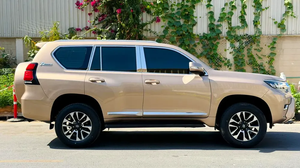 Toyota Prado 2011 modified to 2022 model GCC spec - Image 6