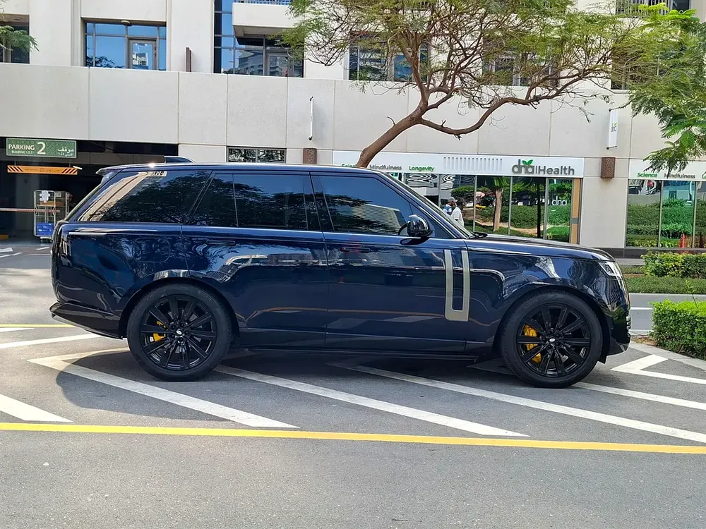 AED 6837/month | 2023 Land Rover Range Rover  | GCC Specs | Ref#452468 - Image 4