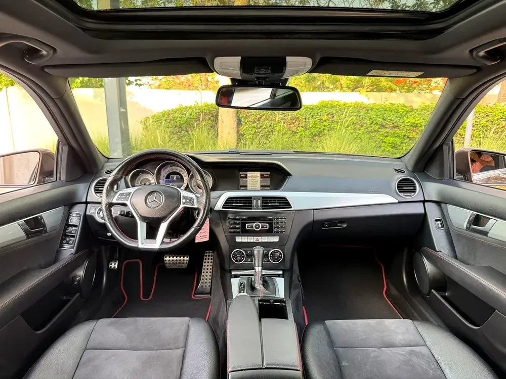 GCC 2014 Mercedes-Benz C200 2.0L 4 Cylinders // IMMACULATE CONDITION!!! - Image 14