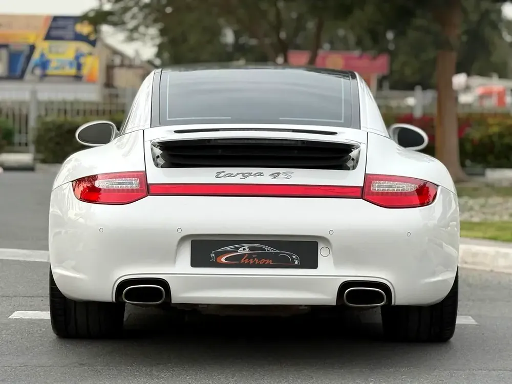 PORSCHE 911 TARGA 4 2010 GCC TOP OF RANGE 2 KEY FULL SERVICE HISTORY FOR EXPORT - Image 6