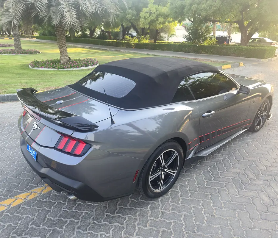 #Every vehicle includes a comprehensive warranty and service contract, ensuring reliability# - Image 14
