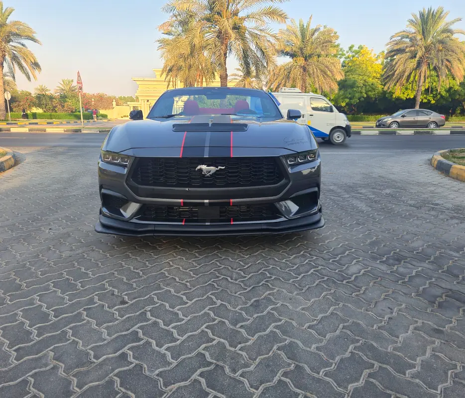 #Every vehicle includes a comprehensive warranty and service contract, ensuring reliability# - Image 4