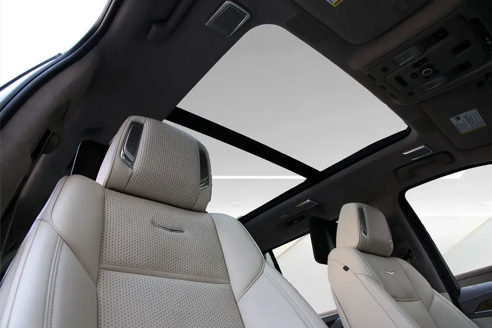 CADILLAC ESCALADE - ESV 4WD - PREMIUM LUXURY  - 2023 - FULLY LOADED - AMZING CONDITION - Image 10