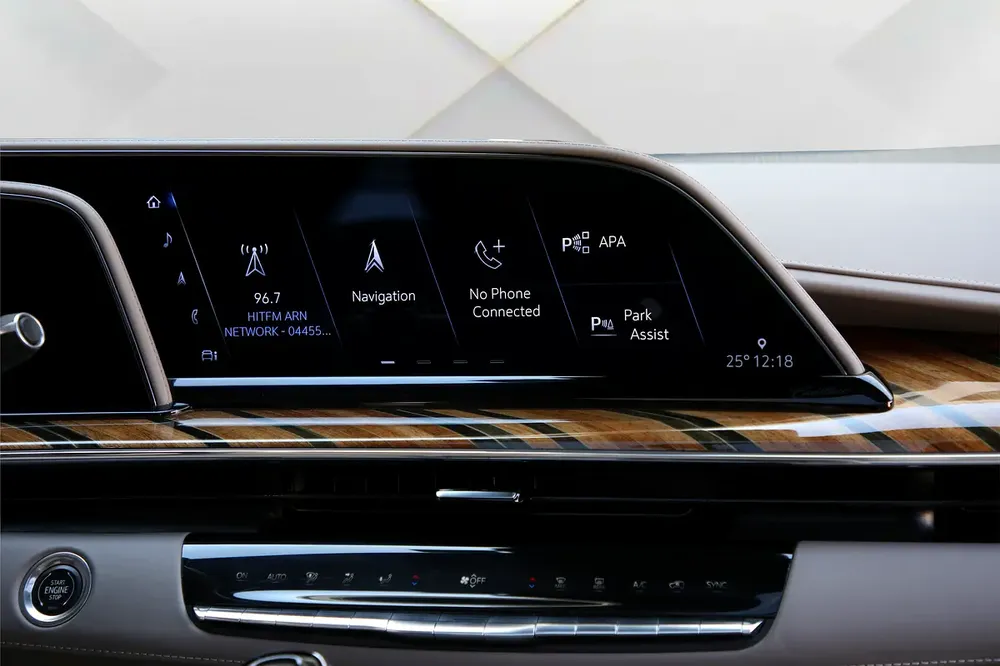 CADILLAC ESCALADE - ESV 4WD - PREMIUM LUXURY  - 2023 - FULLY LOADED - AMZING CONDITION - Image 15